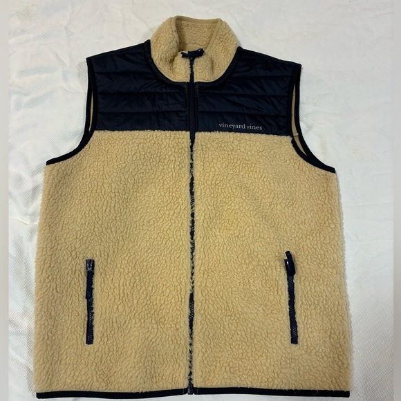 Vineyard Vines Other - Vineyard Vines Youth L (16) Tan Sherpa Fleece Quilted Vest Navy Full Zip‎